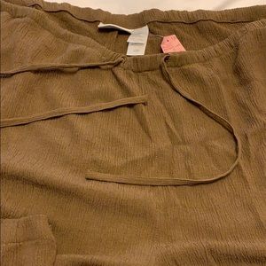 Size NWT 18W Liz Claiborne casual slacks.